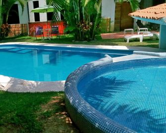 Hotel Posada Mexicana - Tlayacapan - Piscina