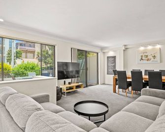 Terrigal Townhouse - Terrigal - Salon