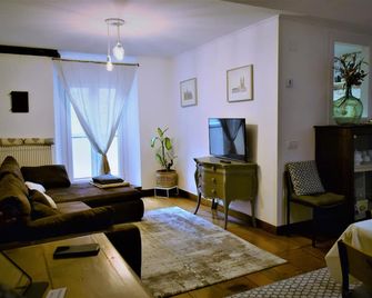 Pamplona center. Estafeta, Running of the bulls - Pamplona - Sala de estar