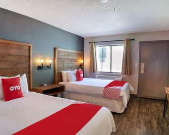 The Infusion Beach Club - Palm Springs - Bedroom