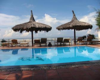 Hoang Kim Golden Resort - Phan Thiet - Piscina