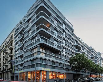 Grimms Berlin Mitte - Berliini - Rakennus