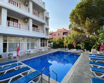 Hotel Unver - Marmaris - Pool