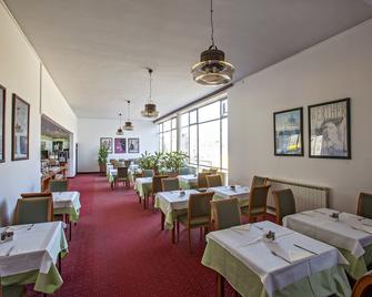 Hotel Zagreb - Zagreb - Restaurant