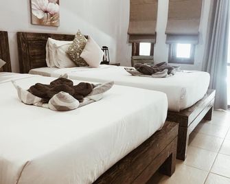 Kalua Boutique Bungalows - Pemenang - Habitación