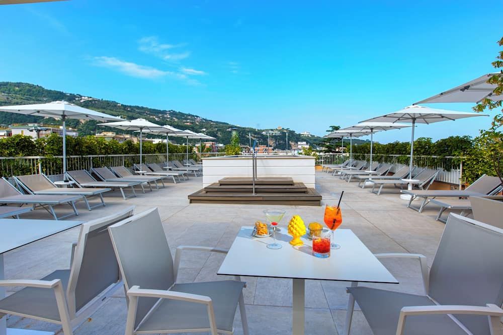 هوتل مايكل أنجلو - سورنتو - شرفة مرصوفة