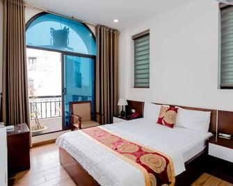 Phuong Nam Luxury Hotel Long Bien - Hanoi - Habitación