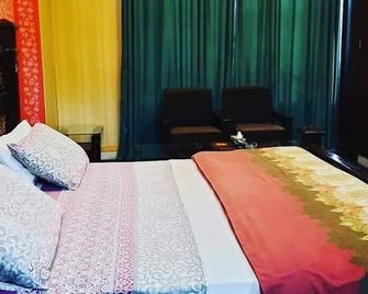 Divine Hotel Islamabad - Rawalpindi - Bedroom