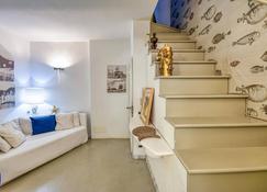 Stunning apartment in Portofino with 1 Bedrooms and WiFi - Portofino - Living room