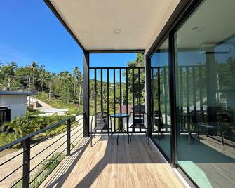 Naiwok Hills Resort - Ko Pha Ngan - Ban công