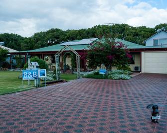 Busselton Marina Bed And Breakfast - Busselton - Bâtiment