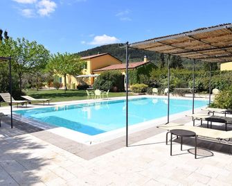 Wine Resort Leda D Ittiri - Alghero - Bể bơi
