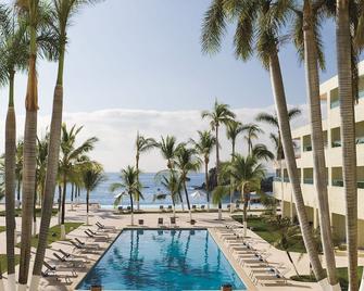 دريمز هواتولكو ريزورت آند سبا - بسعر شامل جميع الخدمات - سانتا ماريا واتولكو - حوض السباحة