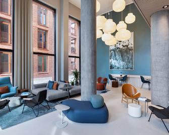 Fairfield by Marriott Copenhagen Nordhavn - Copenhagen - Lounge