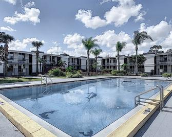 Stayable Suites Orlando - Orlando - Piscina