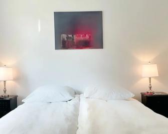 JayBnB - Apartment in zentraler Lage zur Dortmunder Innenstadt - Dortmund - Bedroom