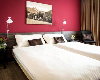Hotel Ochsen - Menzingen - Bedroom