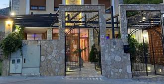 Hotel Blagaj Mostar - Blagaj - Building