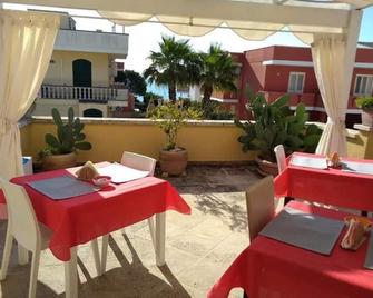 B&B Barone - Castro - Balcón