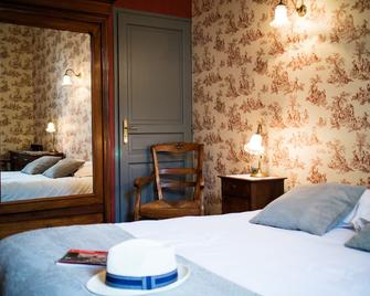 Logis Hotel - Restaurant La Marbrerie - Villeneuve-Minervois - Спальня