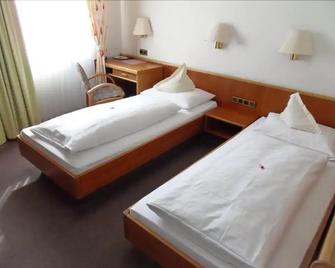 Hotel Zum Ritter - Seligenstadt - Camera da letto