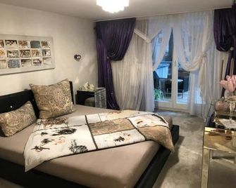 Luxus Domizil - Villingen-Schwenningen - Camera da letto