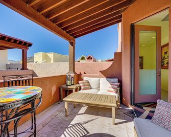 Sunny Adobe Retreat w/ Hot Tub & Mtn Views! - Tubac - Balcón