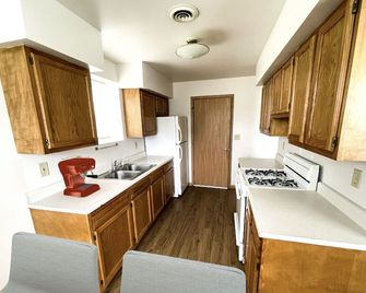 Ottawa'''s Finest - Located Close to Downtown - Ottawa - Küche