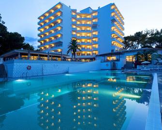 Alua Calvia Dreams - Magaluf - Bazén