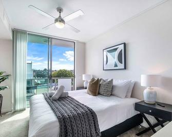 Stadium Vue, 3Bd,Riverview Pool, 300m to S/Stadium - Brisbane - Habitación