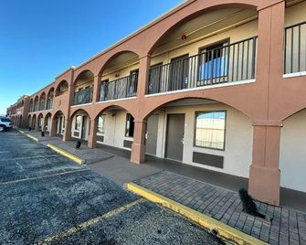 Suite Dreams Motel Mattoon I 57 - Mattoon - Gebouw