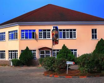 Jorany Hotel Resort Ikom - Ikom - Edificio