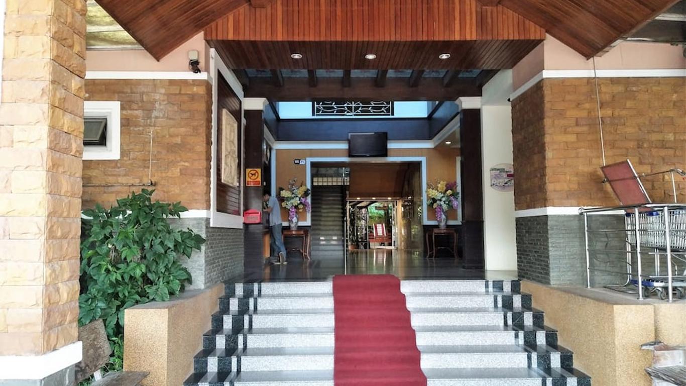 Sabai Hotel Korat