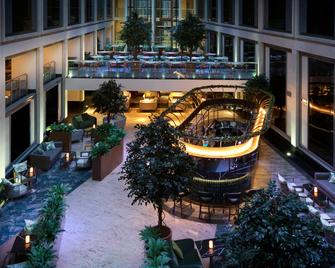 Leonardo London St Pauls - לונדון - לובי