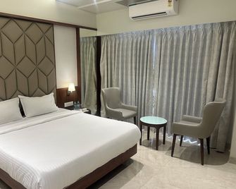 Hotel The West Coast - Vasai - Bedroom