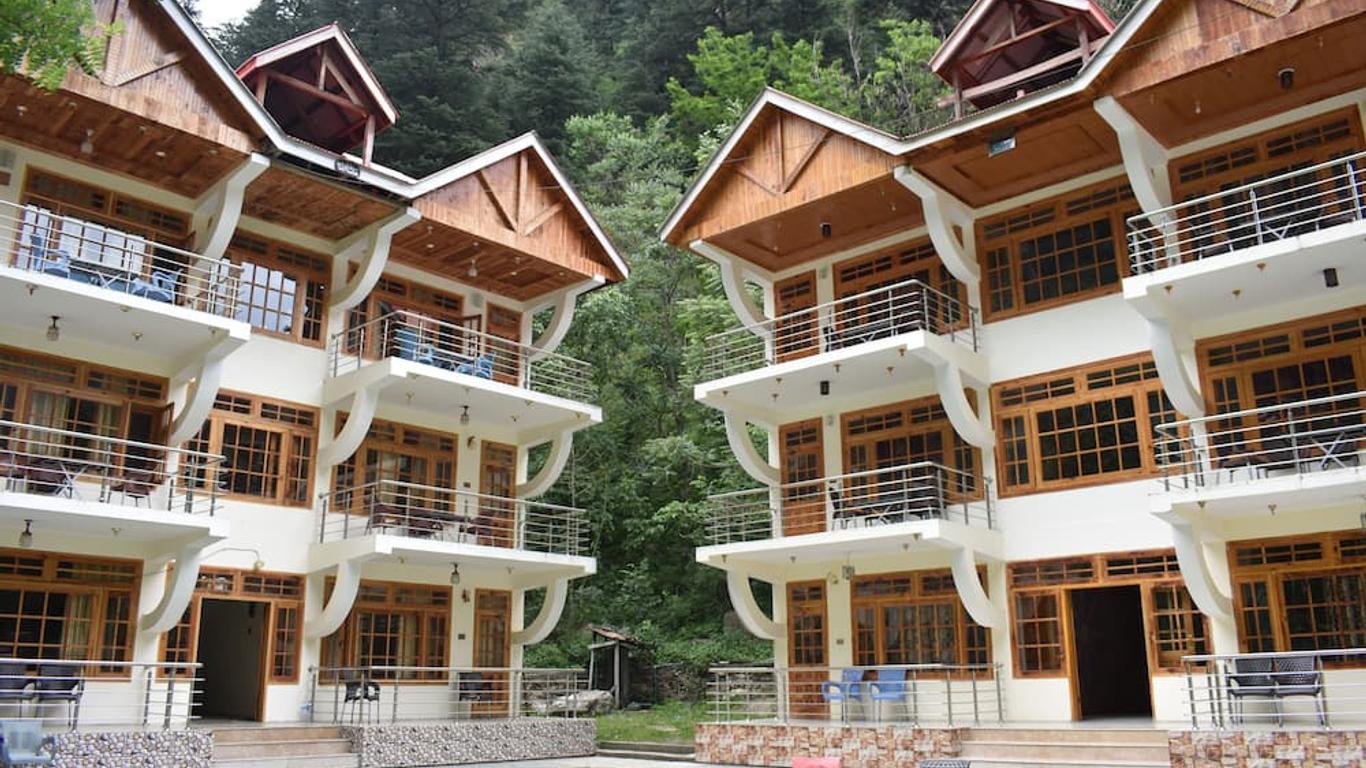 Heaven Rose Hotel Khanian