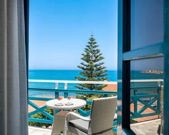 Petra Beach Hotel - Chersonissos - Balkon