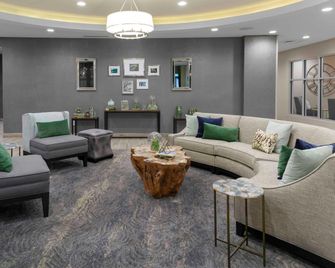 Homewood Suites by Hilton Lansing Eastwood - Lansing - Lounge