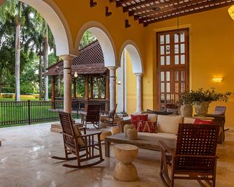 هاثيندا ككاناتون، أنجسانا هيرتيدج كوليكشن - ميريدا - شرفة مرصوفة