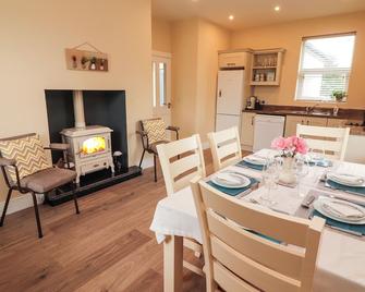 Meadow View - Ennis - Dining room