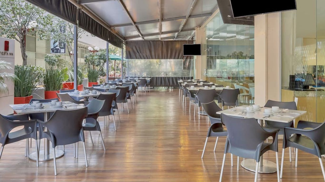 南因蘇爾根特斯費斯塔酒店 - 墨西哥城