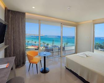 Nelia Beach Hotel & Spa - Agia Napa - Slaapkamer