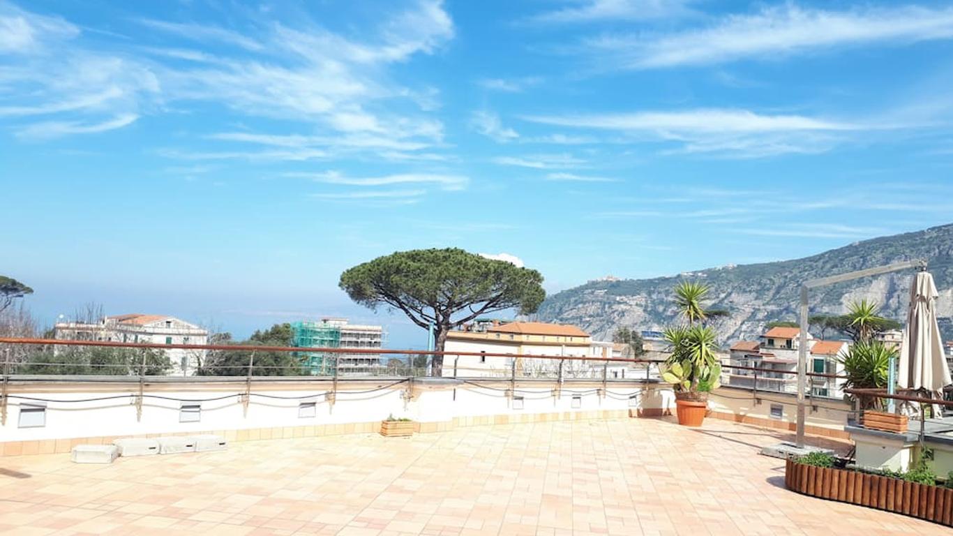 七號旅館 - 聖亞尼雅羅