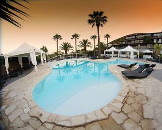 Michelangelo Etna Hotel - Nicolosi - Piscina