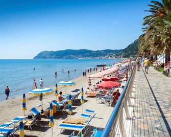 Domus 21 Near Alassio Beach - Happy Rentals - Alassio - Plage