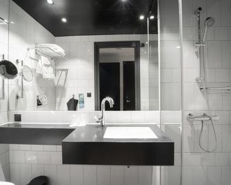 Quality Hotel Strawberry Arena - Solna - Bagno