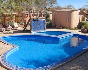 Hotel-Camping Takha Takha - San Pedro de Atacama - Bể bơi