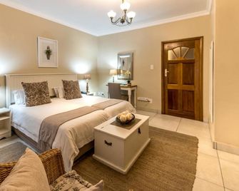 Oak Tree Lodge - Paarl - Bedroom