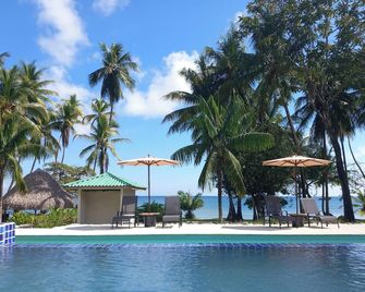 Hooked on Panama Hotel - Puerto Armuelles - Piscina