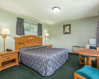 Knights Inn Bracebridge - Bracebridge - Habitación